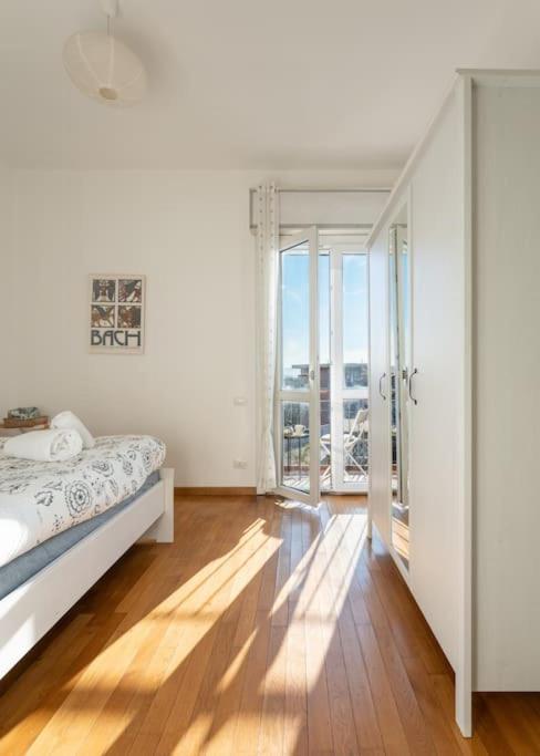 Crystal House Front Tramvia * Florencia